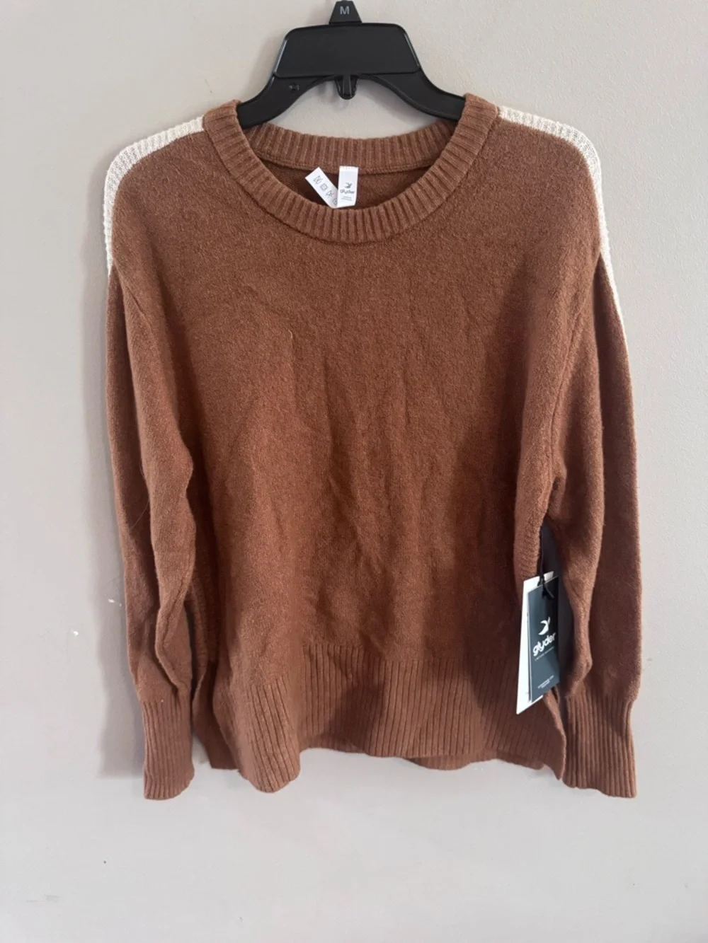 Glyder Elevated Knit Crew Sweater Size Small Brown Almond Oatmeal Stripe NWT